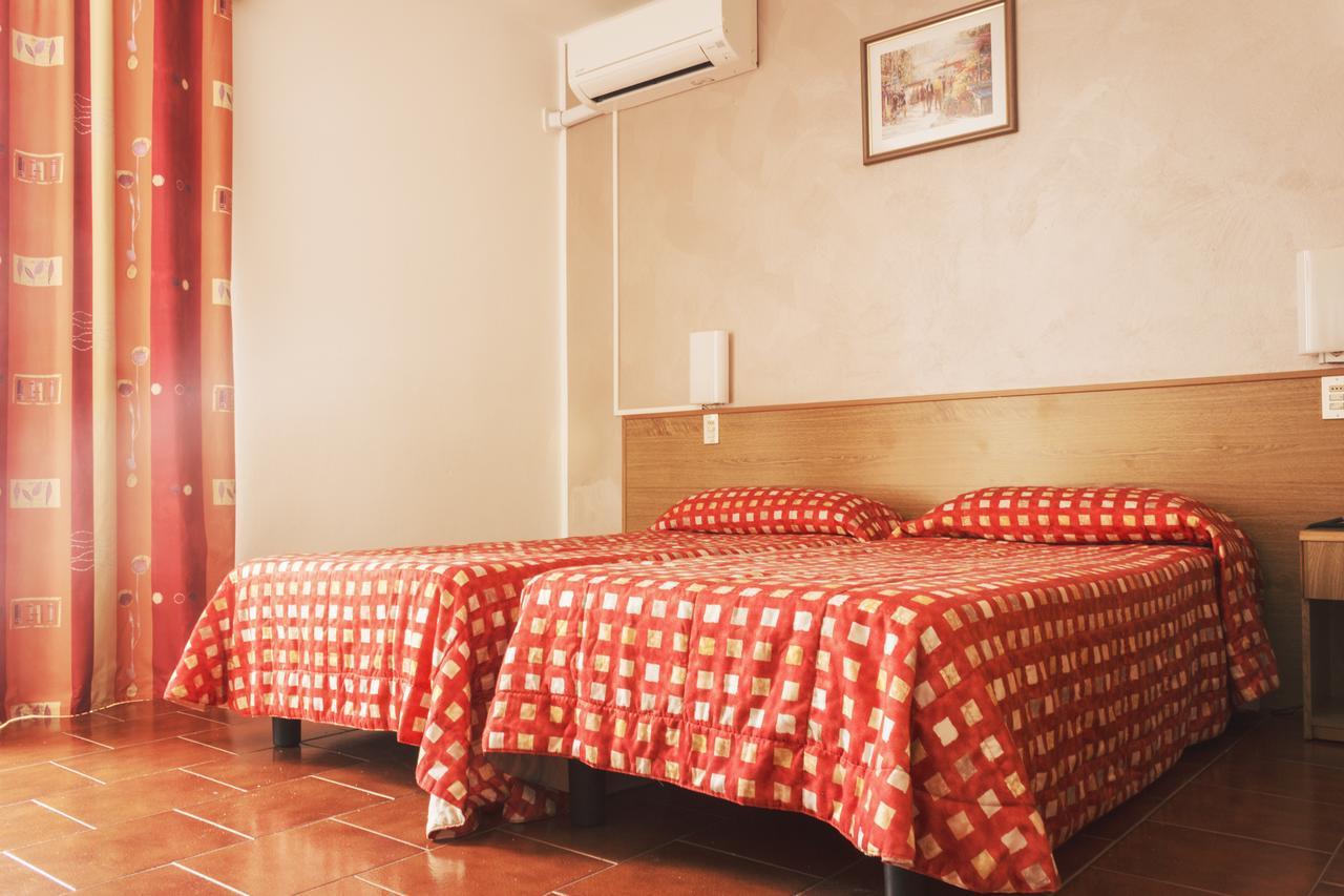 Standard Double or Twin Room,1589528974:JPEG