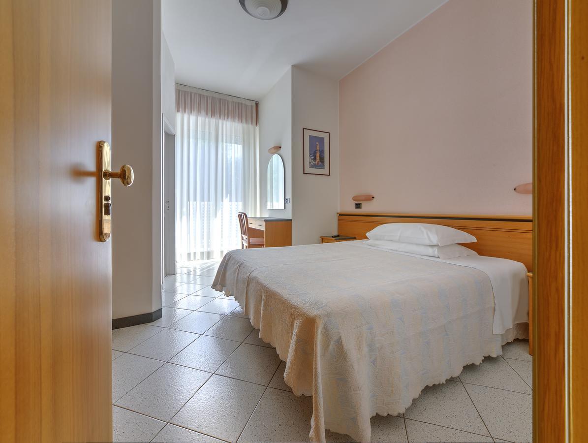 Single Room,1123972857:JPEG
