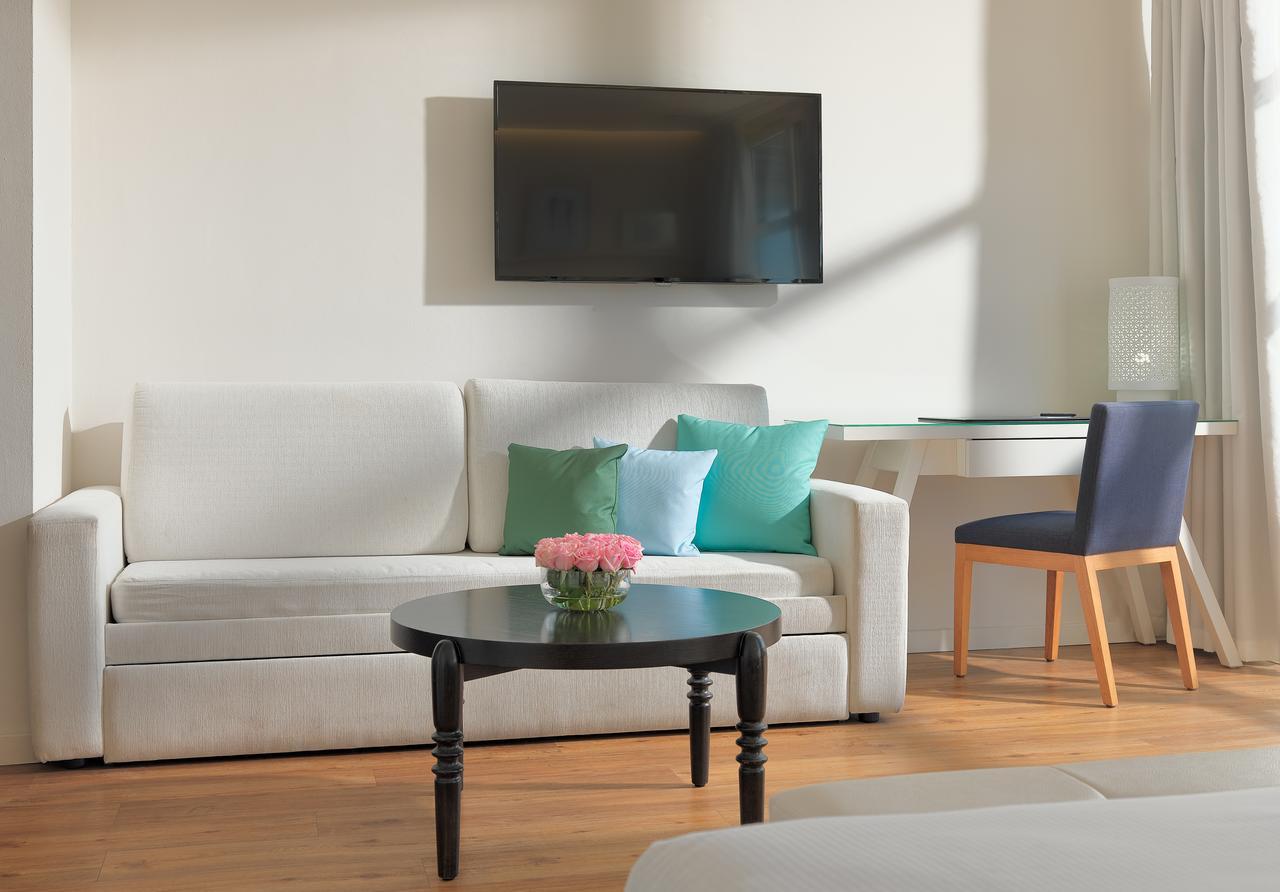 Chambre Double ou Lits Jumeaux (2 Adultes)
