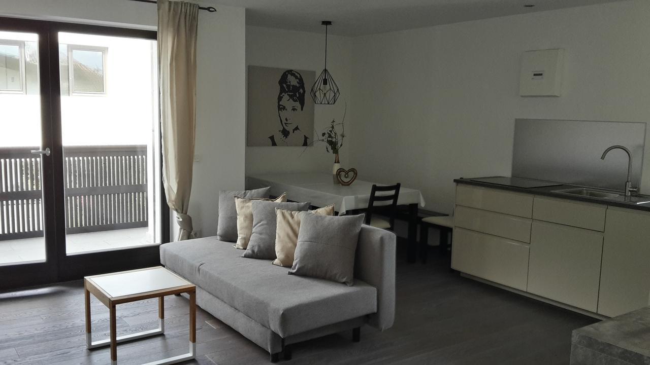Appartamento con 2 Camere da Letto - Dependance