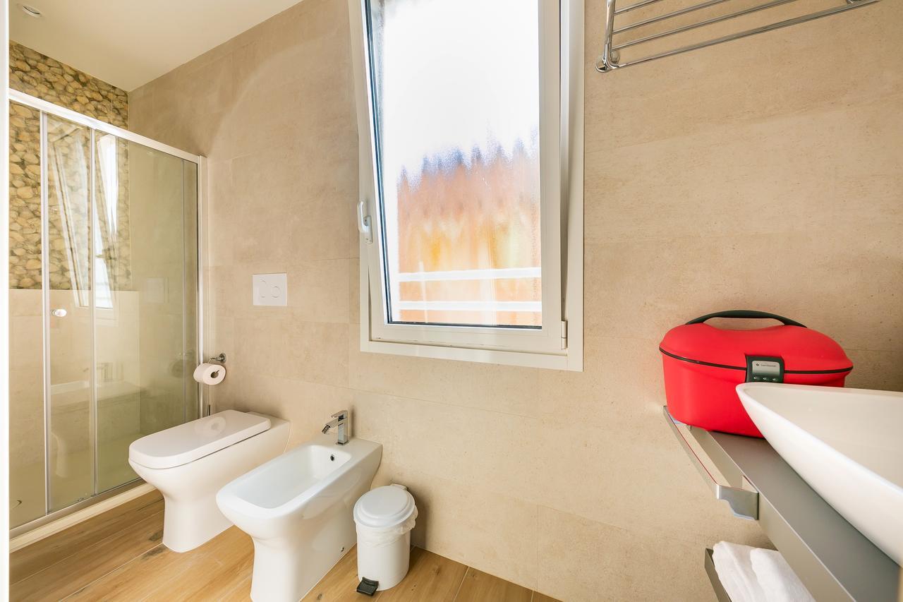 Deluxe Dreibettzimmer mit Meerblick