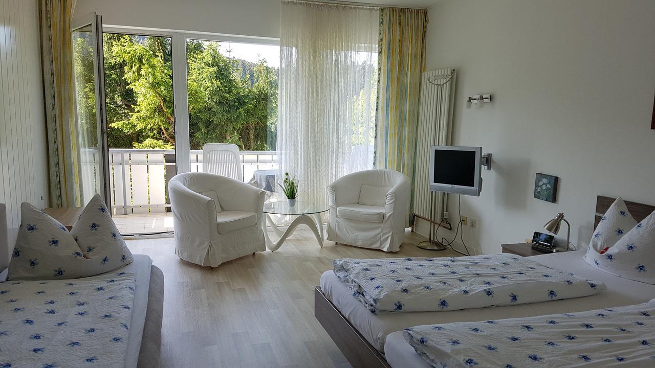 Dreibettzimmer
