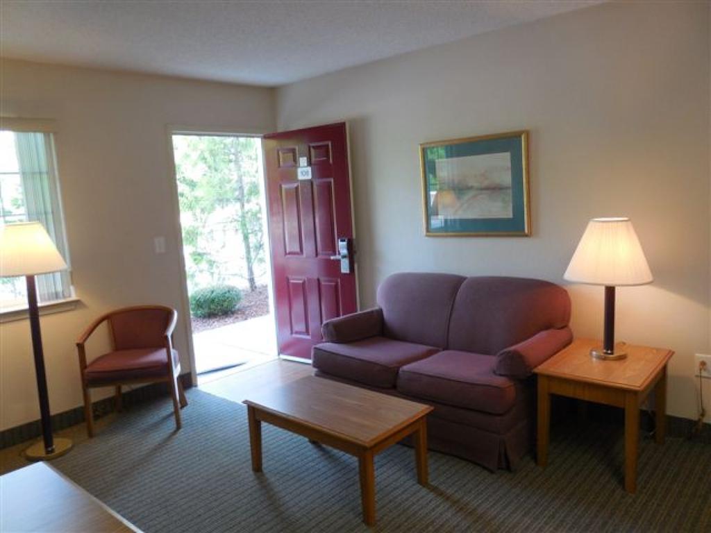 One-Bedroom Suite