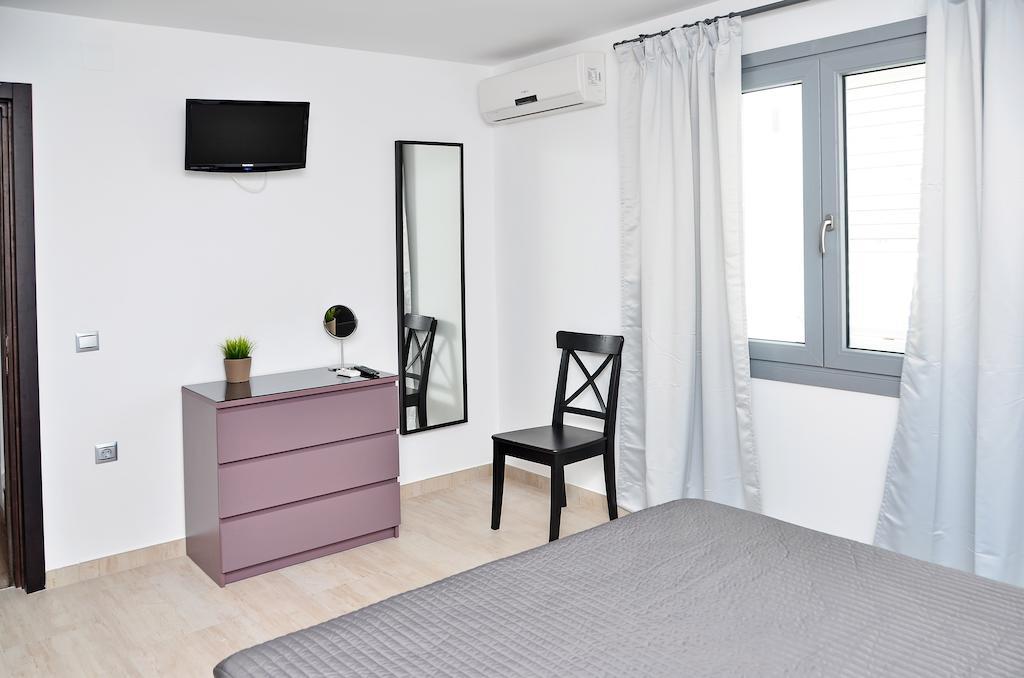 Double Room,951648718:JPEG