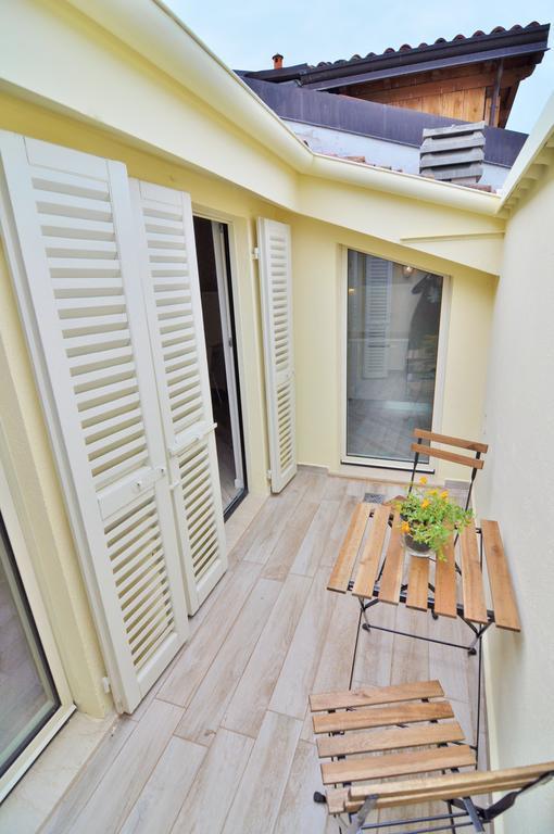 Appartamento con 1 Camera da Letto - Attico - Edificio Separato