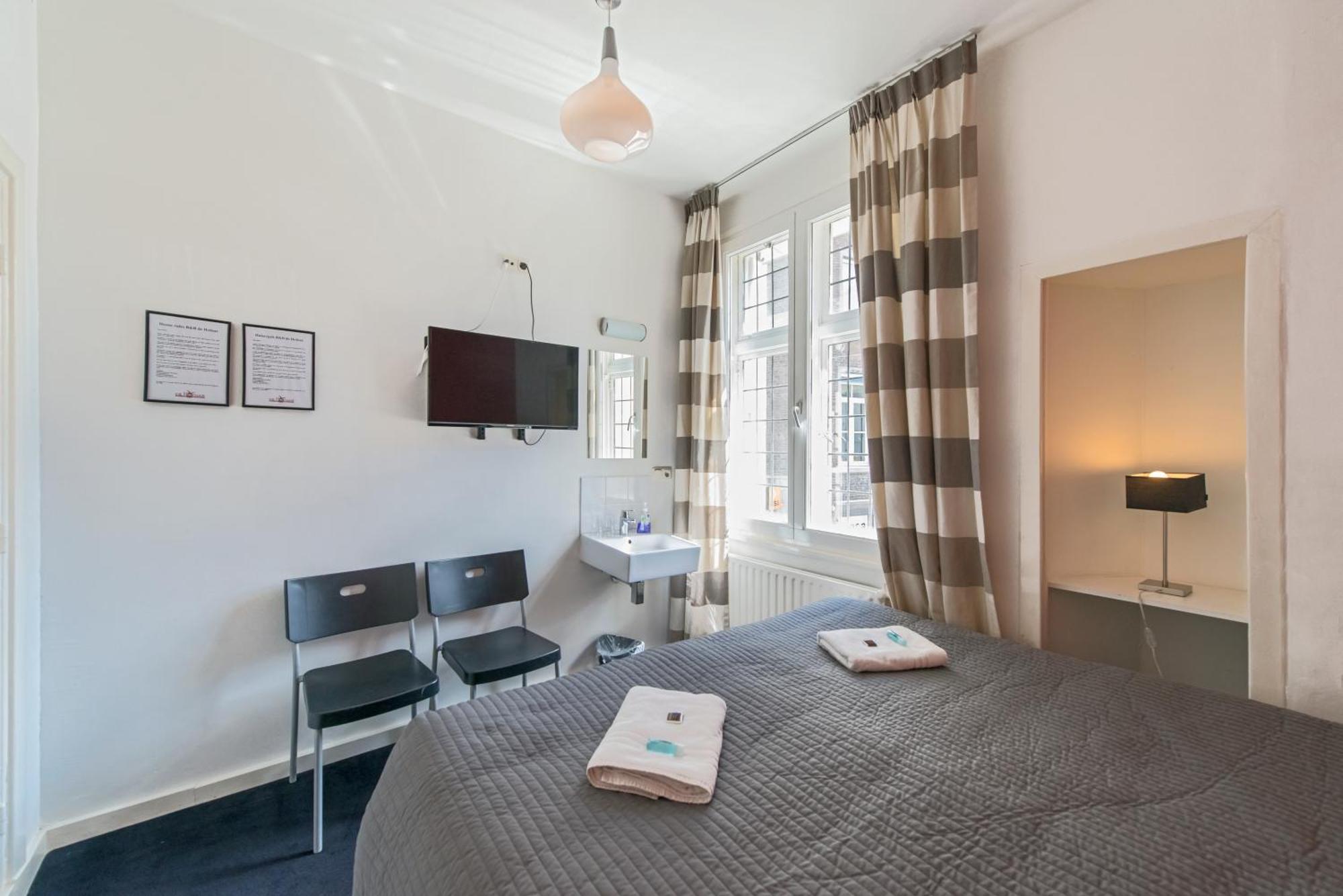 Standard Double Room,998112708:JPEG
