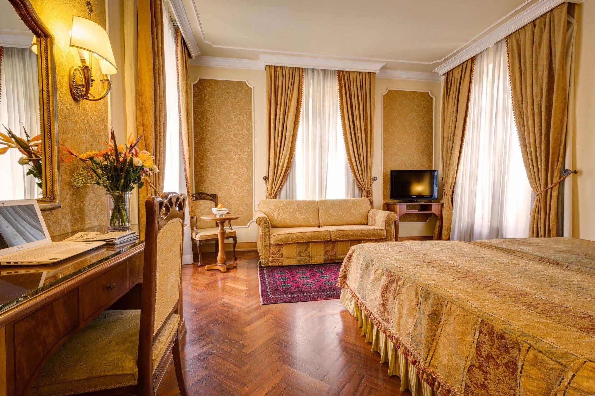 Dreibettzimmer