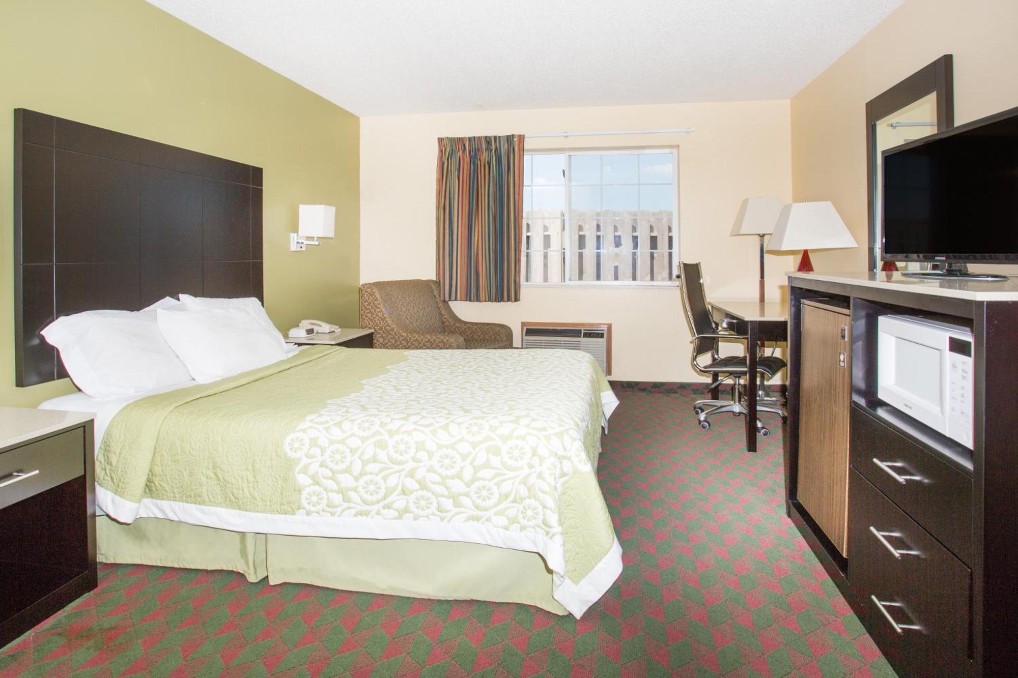 Studio Suite with Two Queen Beds - Non-Smoking