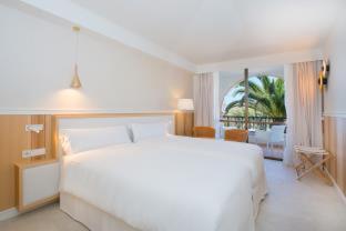 Double Room with Garden View (1 Adult)