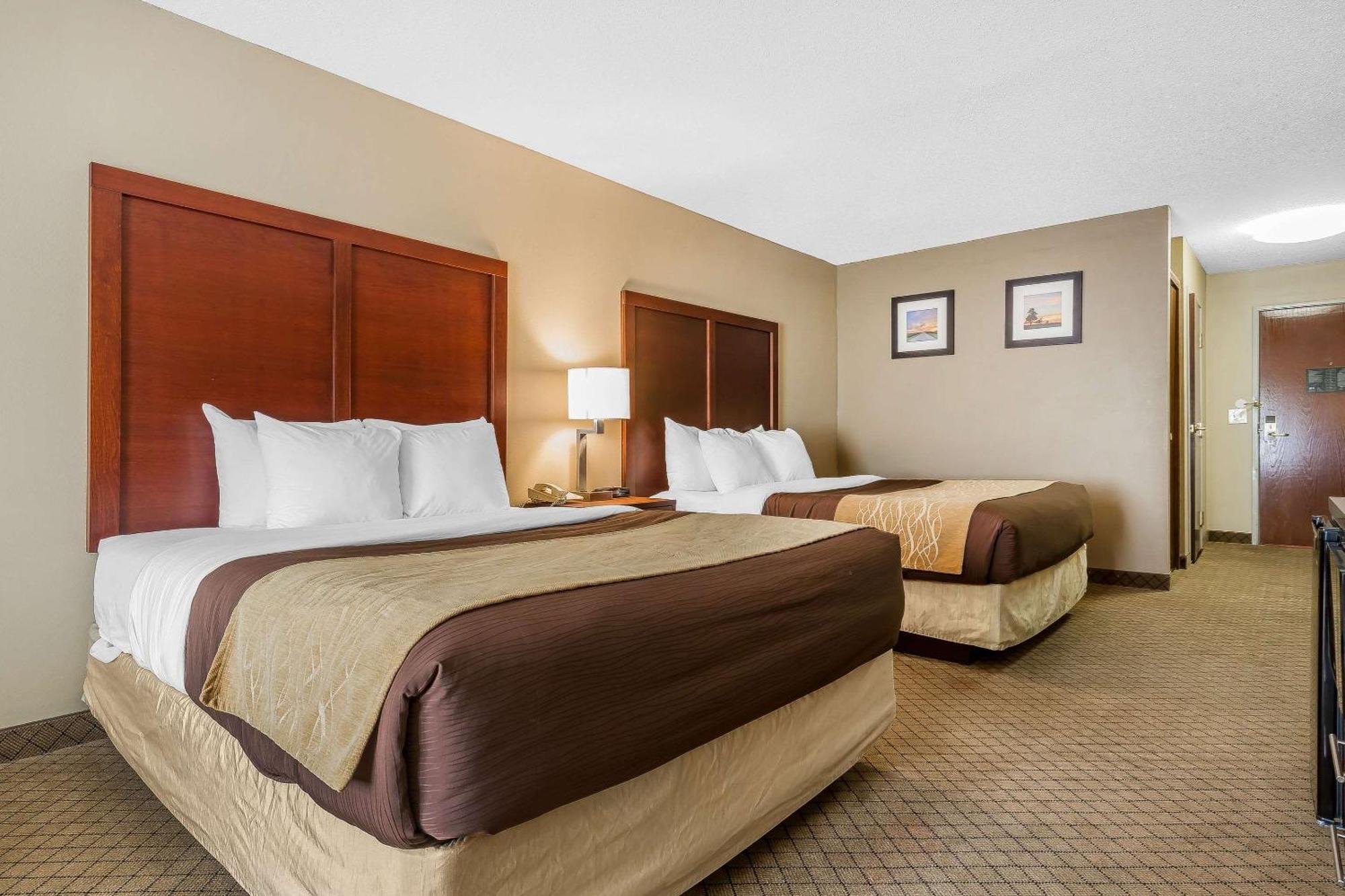 Queen Room with Two Queen Beds - Non-Smoking