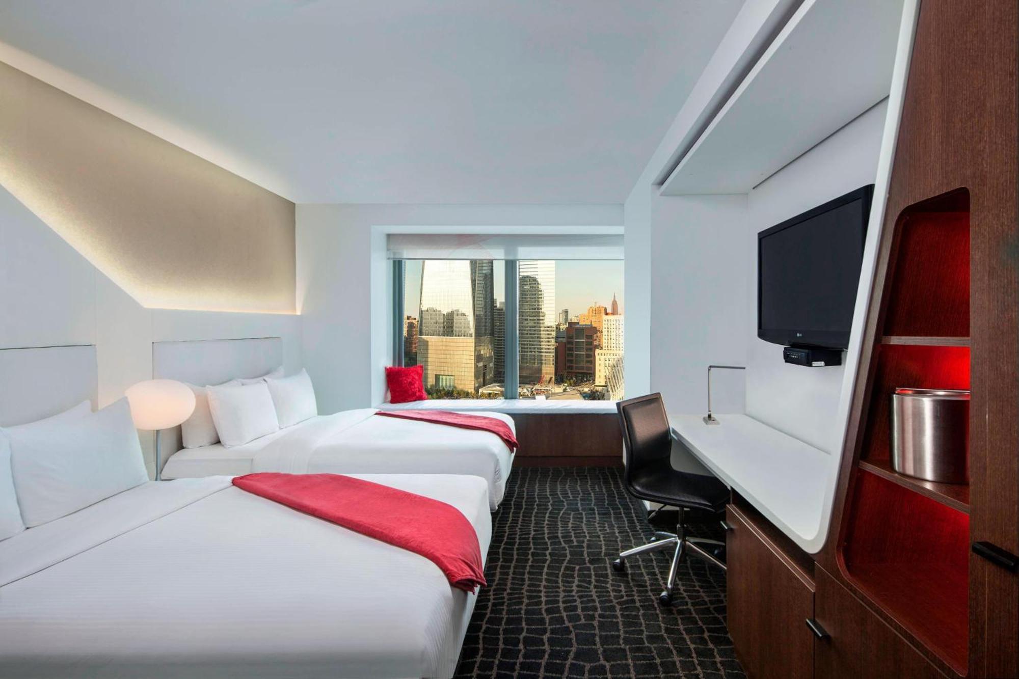 Deluxe Doppelzimmer mit 2 Doppelbetten (Nichtraucherzimmer)