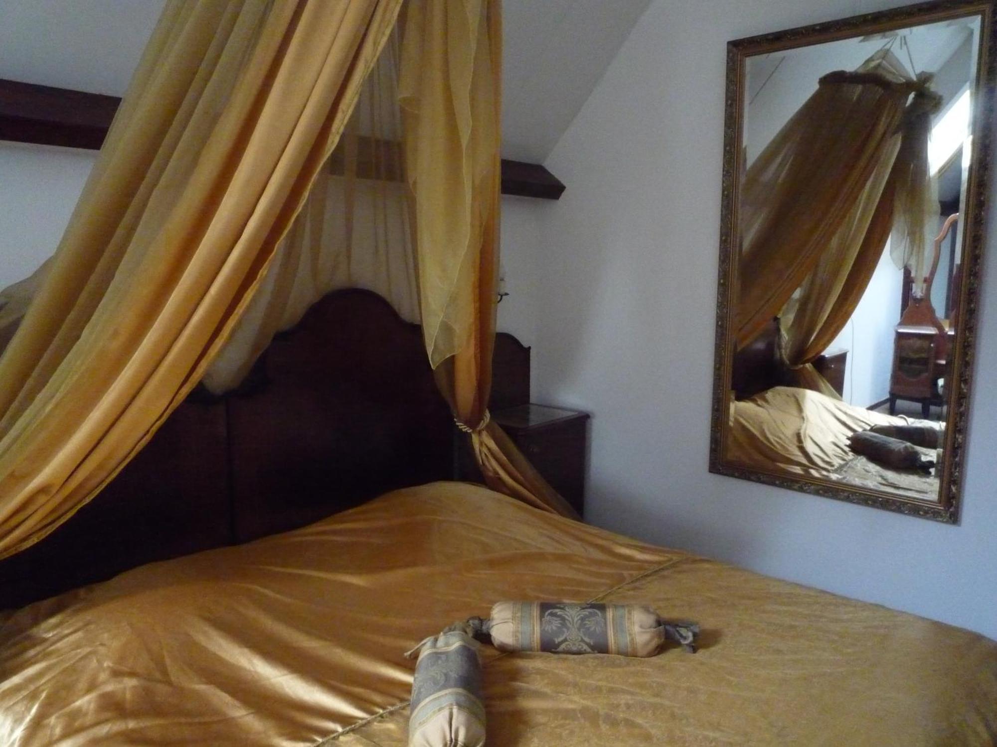 King Suite,1084451608:JPEG