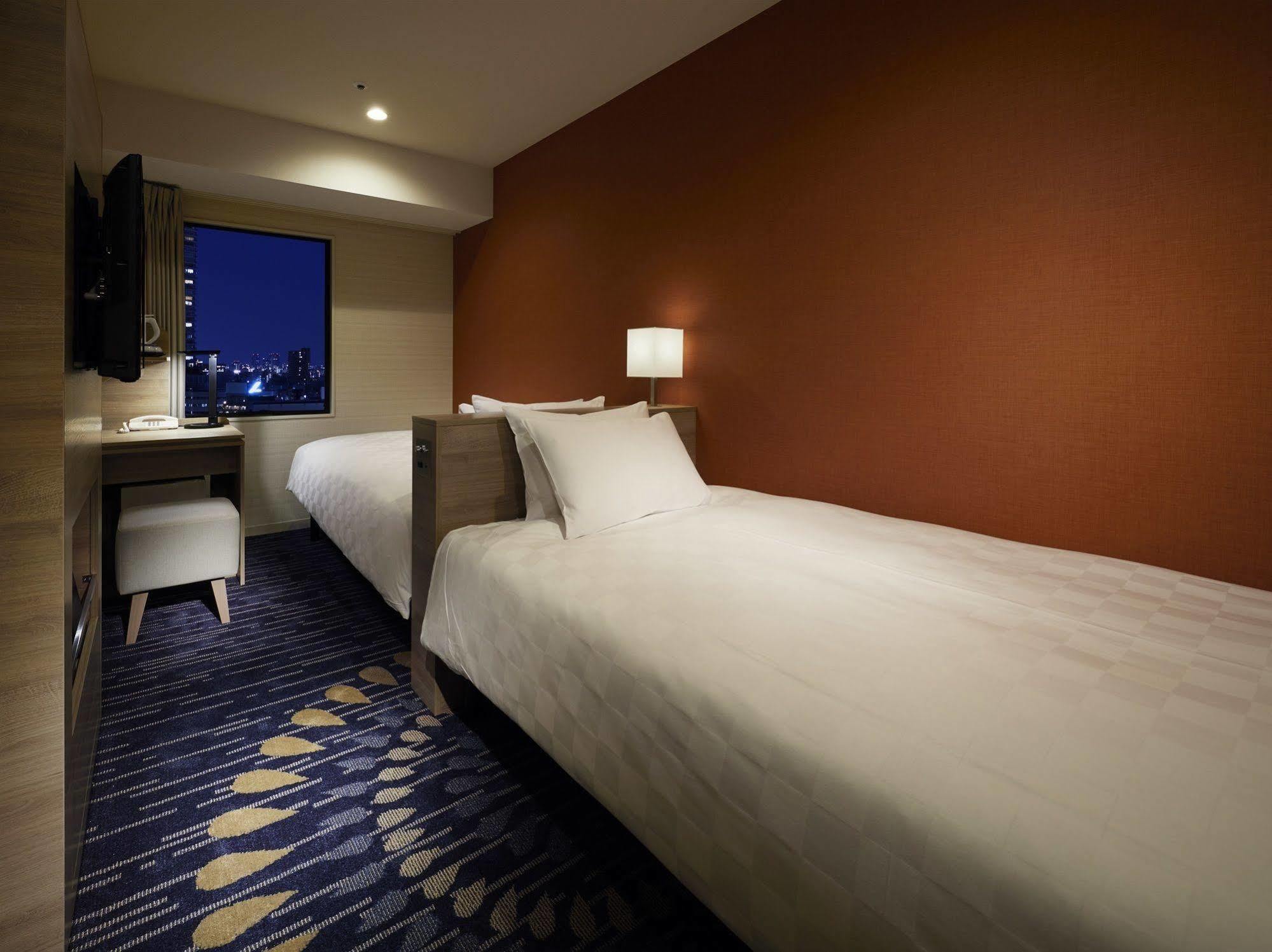 Economy Twin Room - Non-Smoking 10-16th Floor,831210992:JPEG