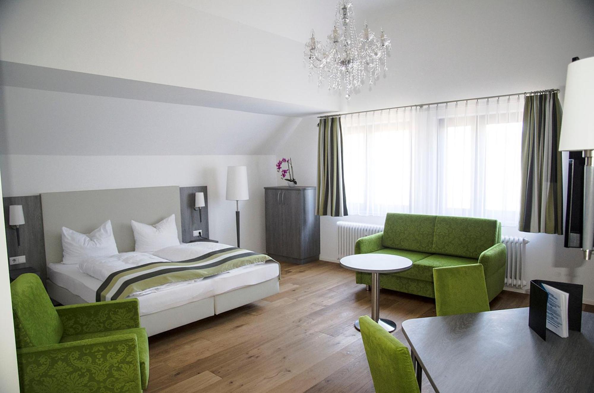 Grand Deluxe Doppel-/Zweibettzimmer