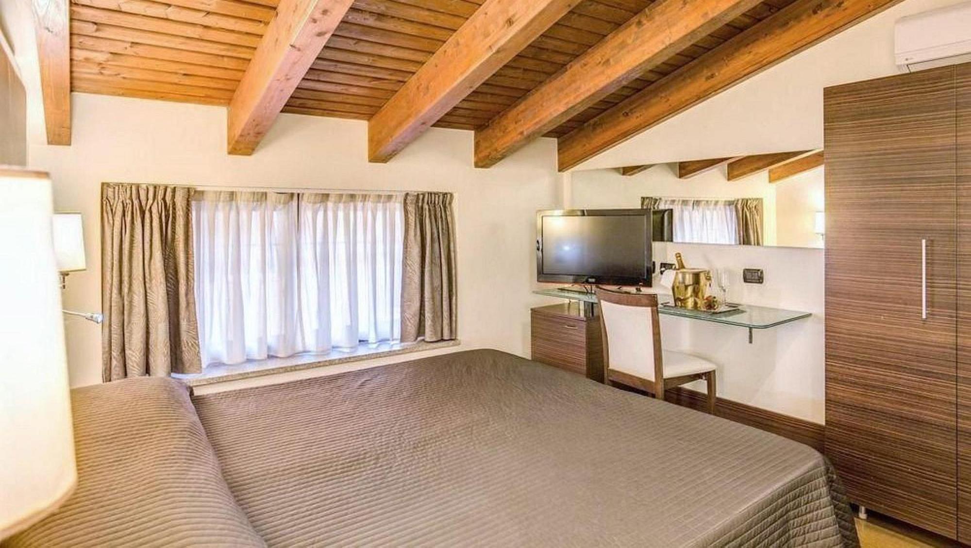 Quarto Duplo Econômico