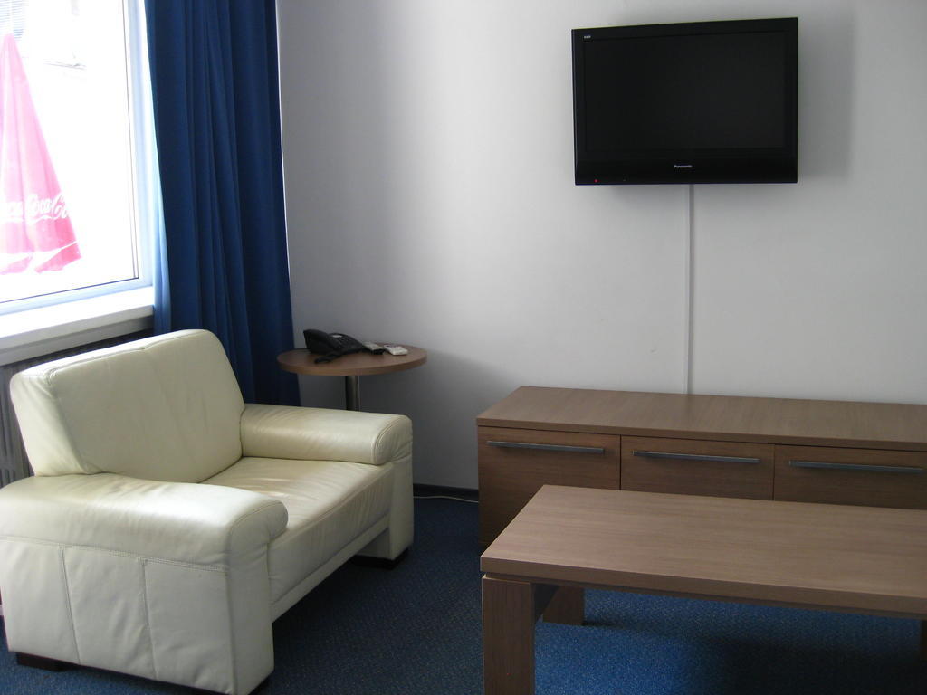 Superior Double Room Two Double Beds Non-Smoking,69531683:JPEG