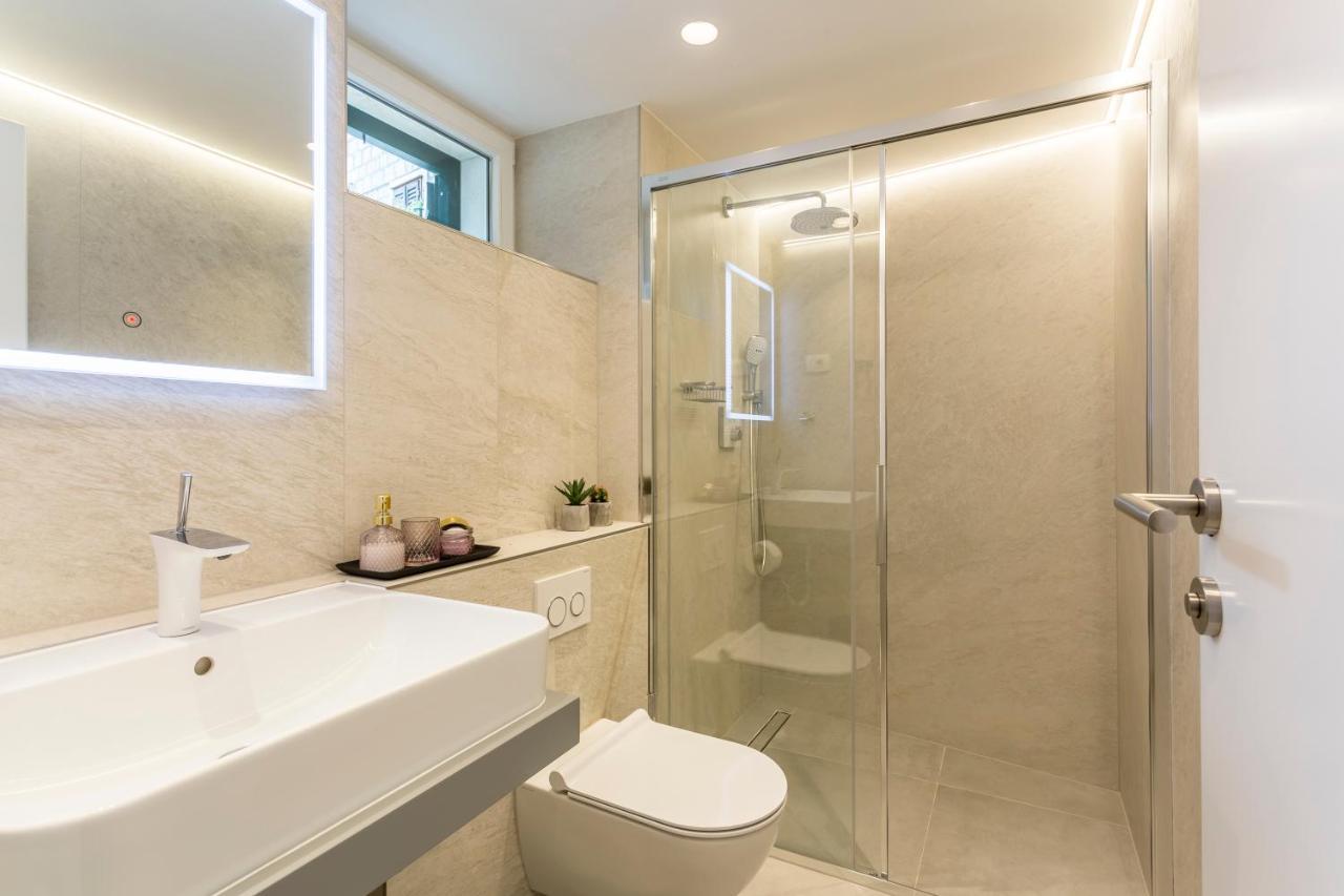 Deluxe Tweepersoonskamer met een Douche