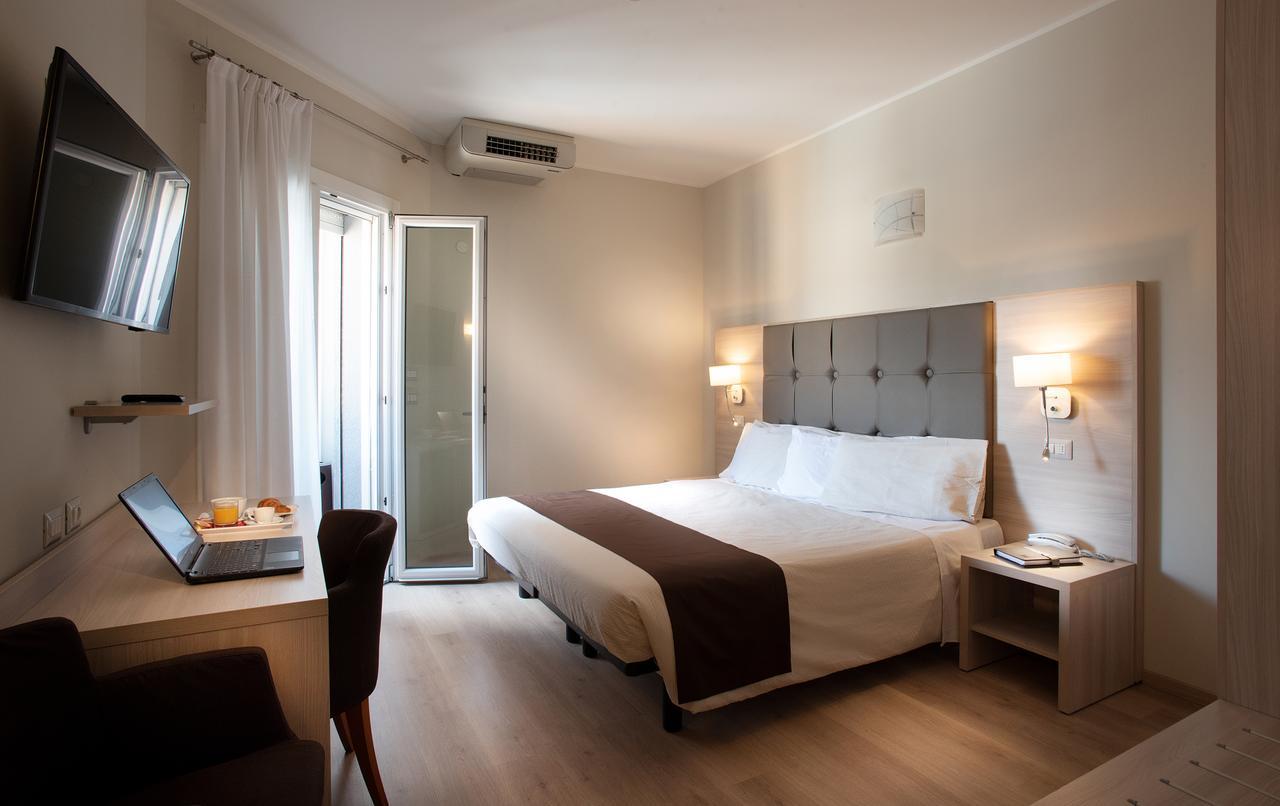 Classic Double Room,925490422:JPEG