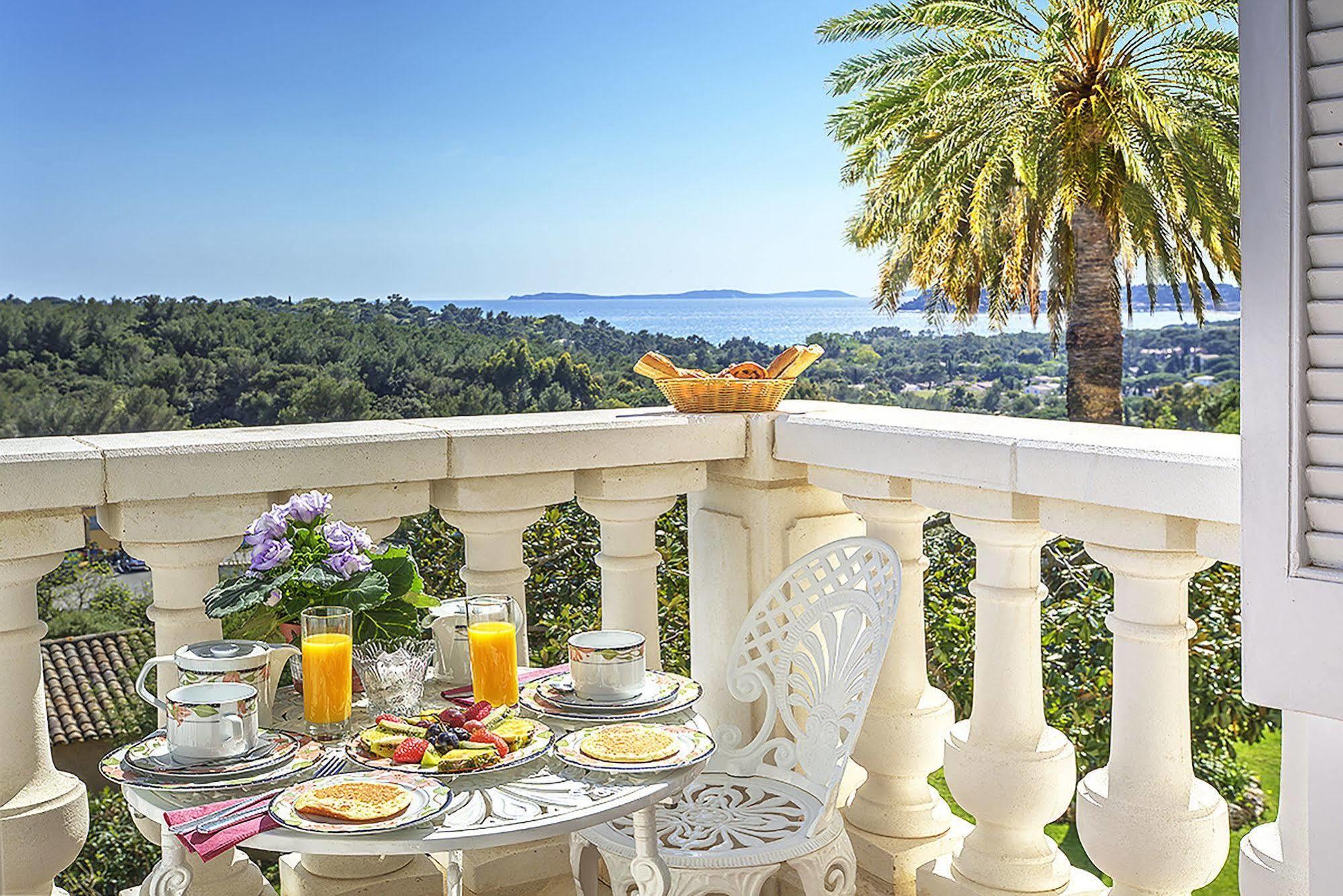 Chambre Double Supérieure avec Vue sur la Mer, Terrasse et Balcon