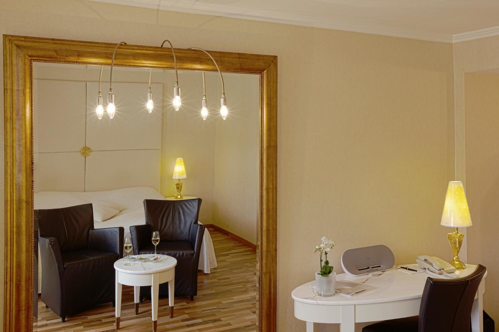 Chambre Triple - Vue sur Ville