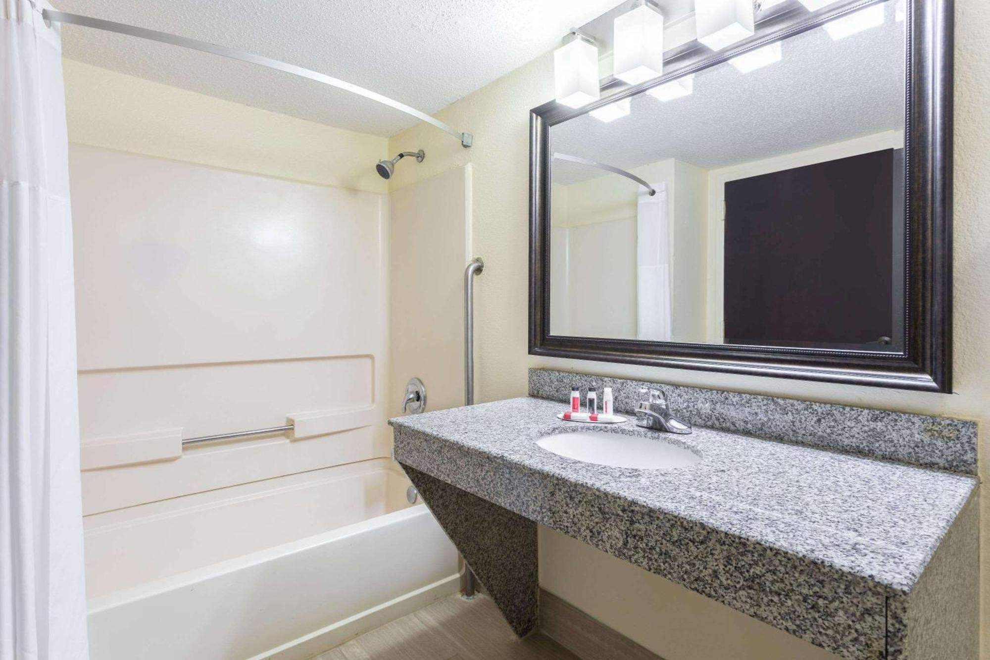 Double Room - Disability Access/Smoking