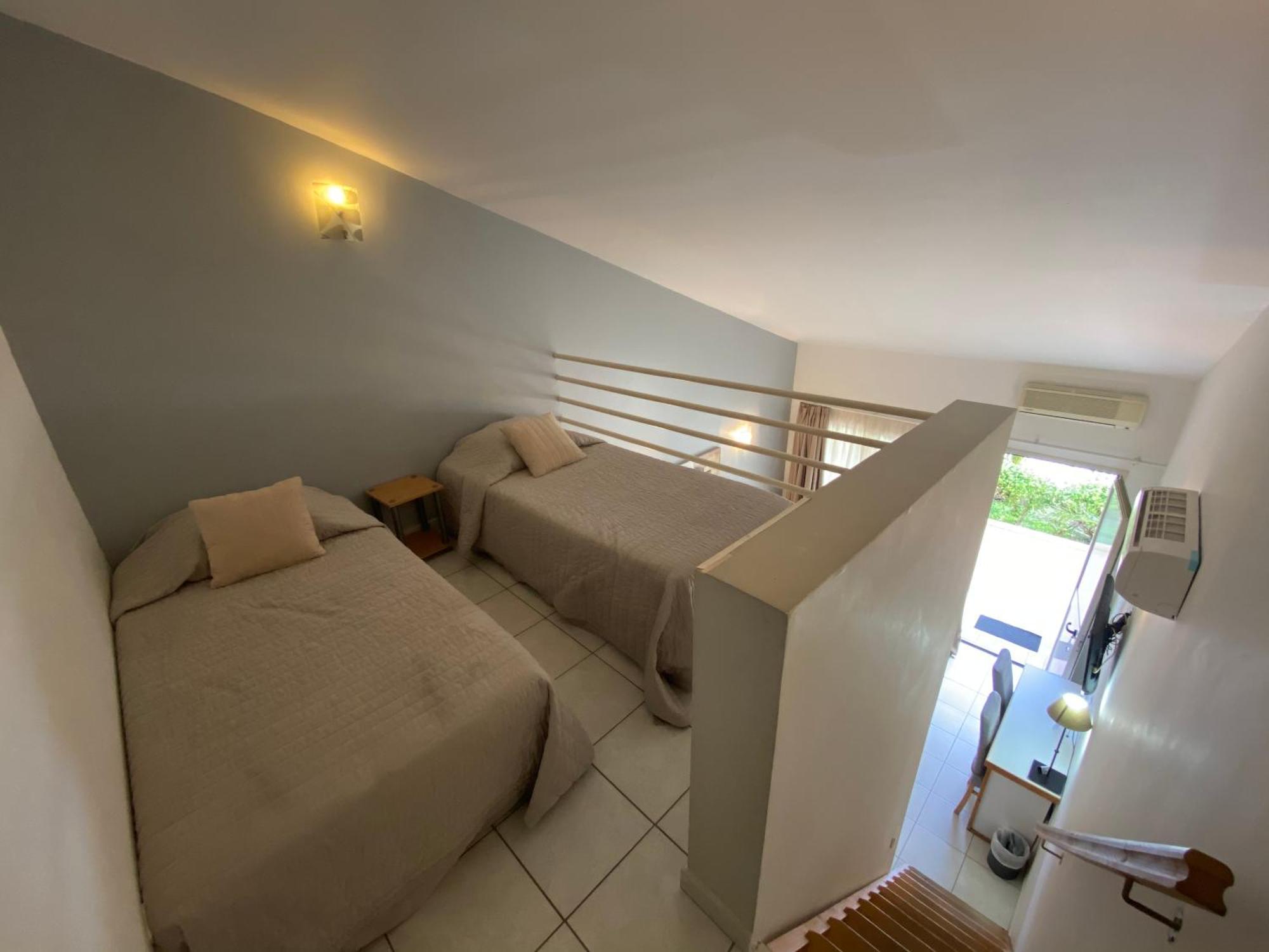 Chambre Quadruple (2 Adultes + 2 Enfants de moins de 12 Ans)