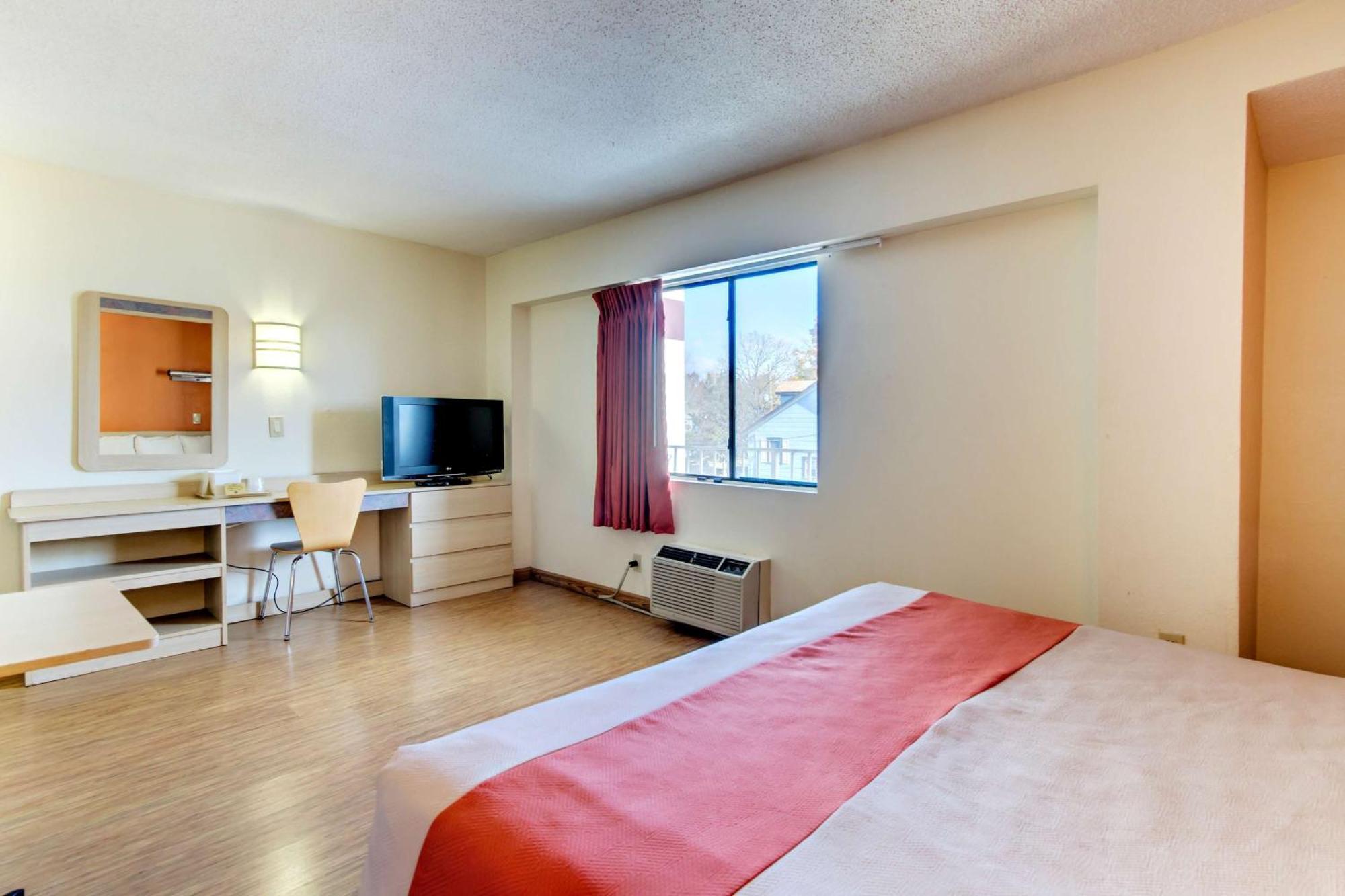 Quarto com Cama King-size - Não Fumantes