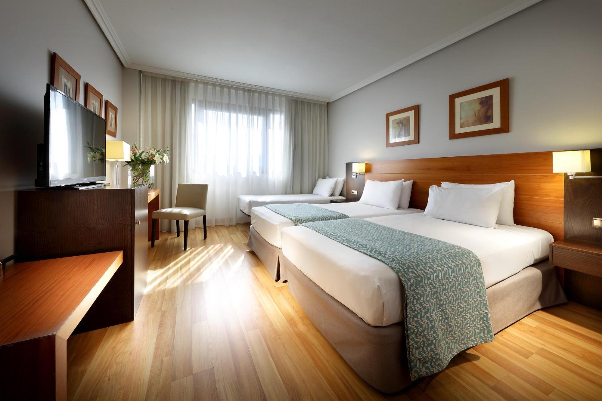 Standard Triple Room,1710317999:JPEG