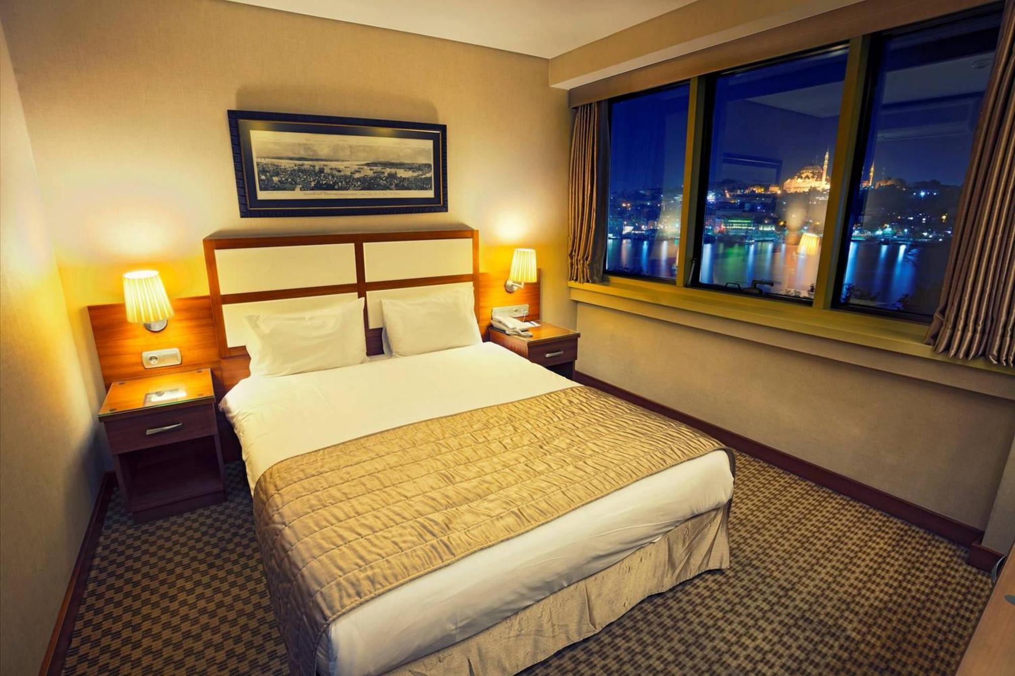 Chambre Double ou Lits Jumeaux - Vue sur Mer