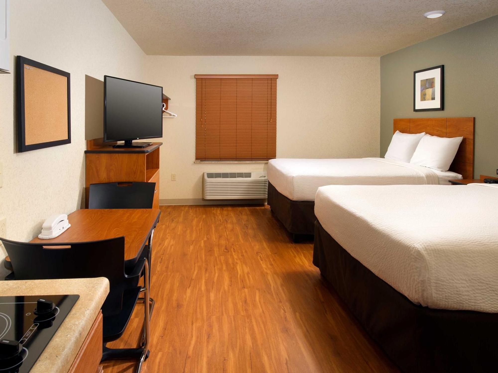 Queen Room with Two Queen Beds - Accessible/Non-Smoking