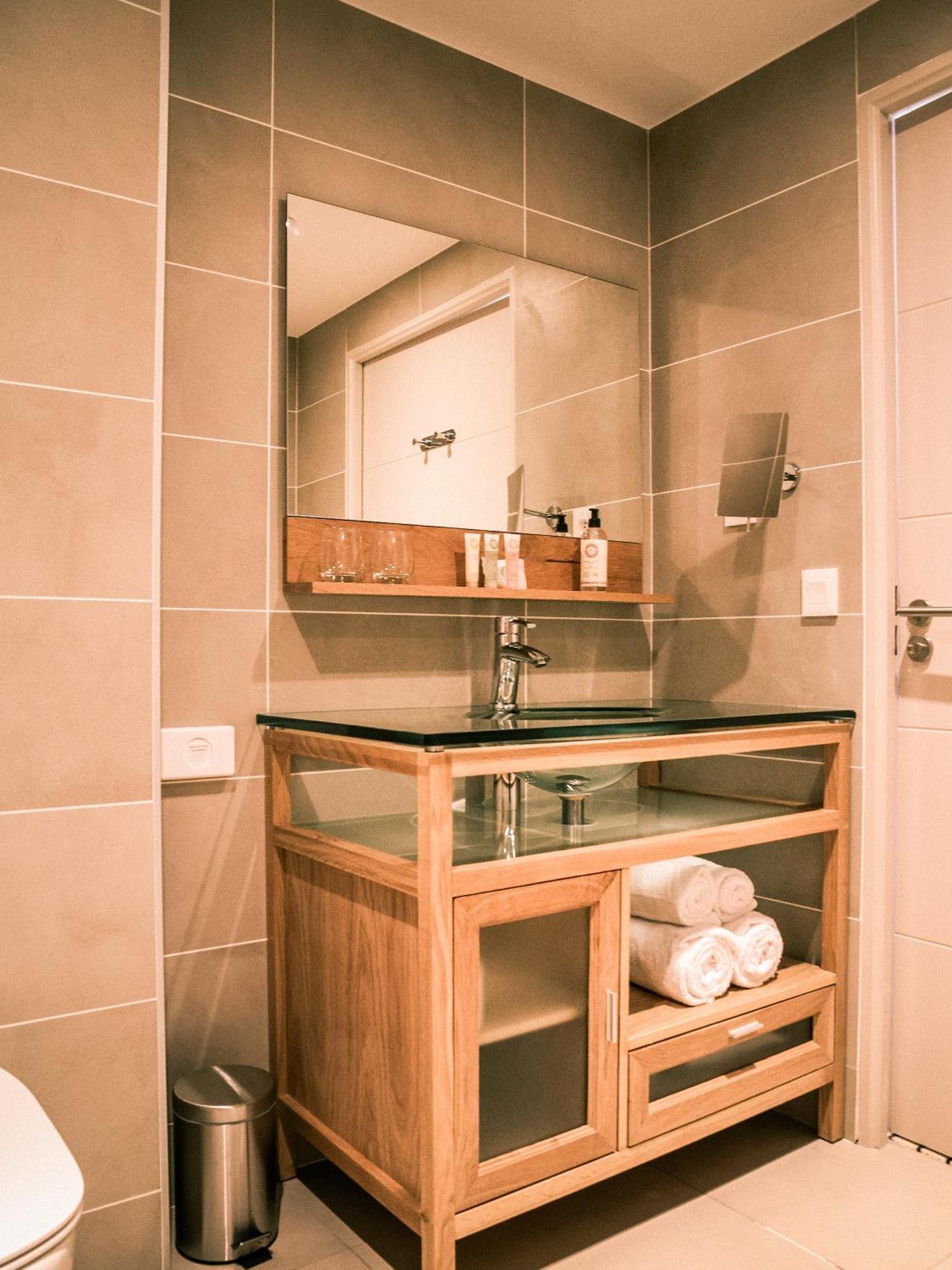 Chambre Lit Queen-Size Supérieure avec Balcon