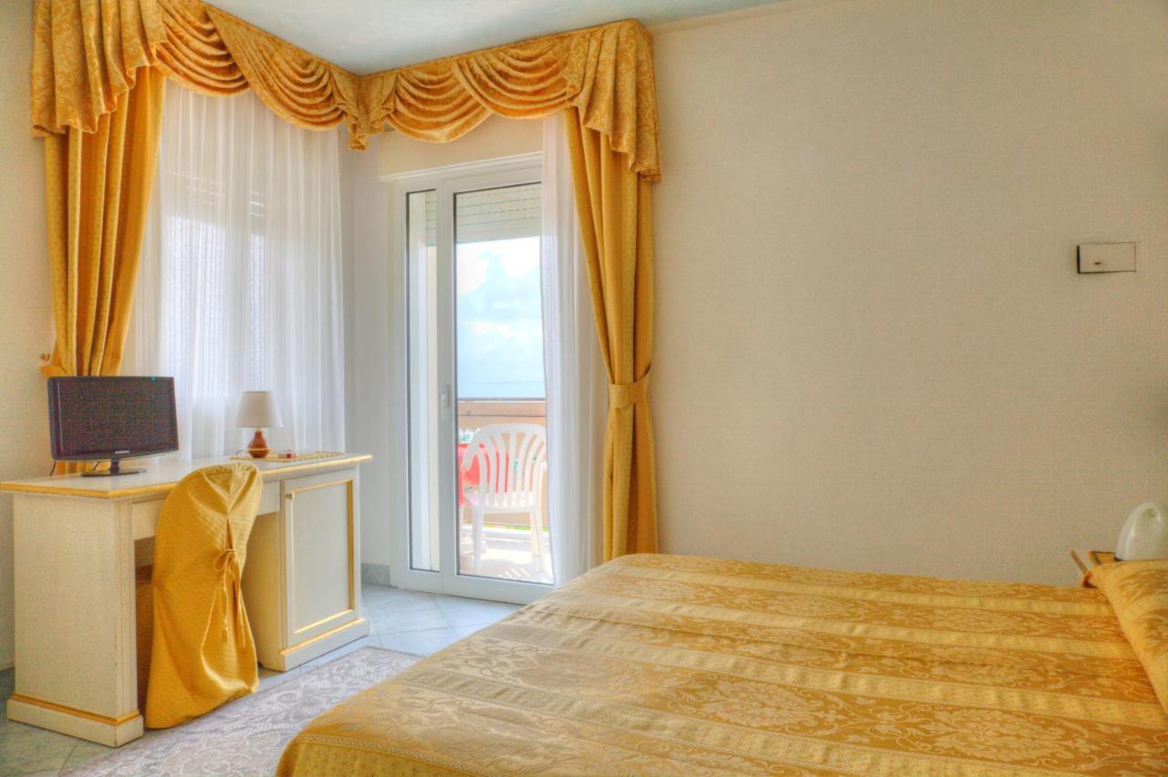 Chambre Double avec Balcon - Vue sur Mer
