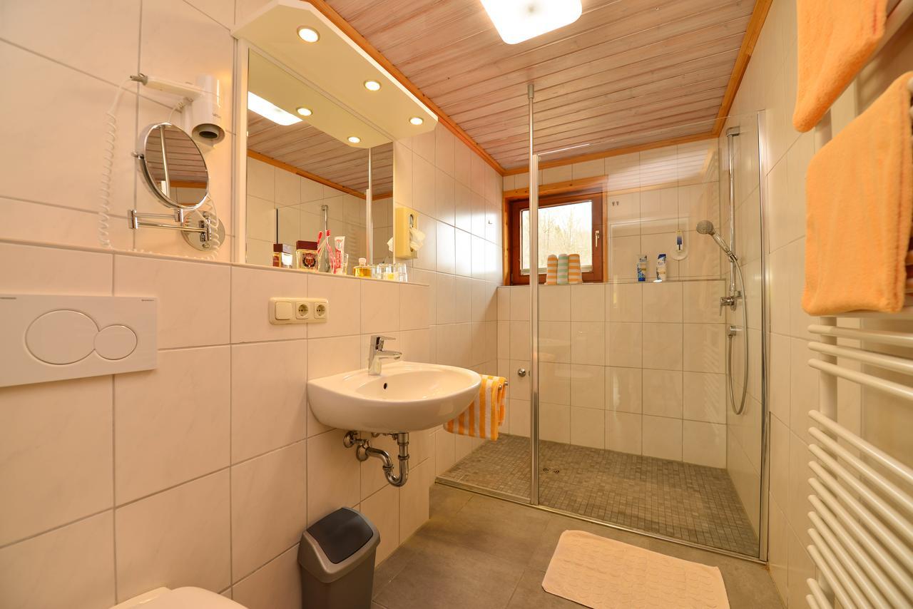 Apartment mit 2 Schlafzimmern und Wohnzimmer