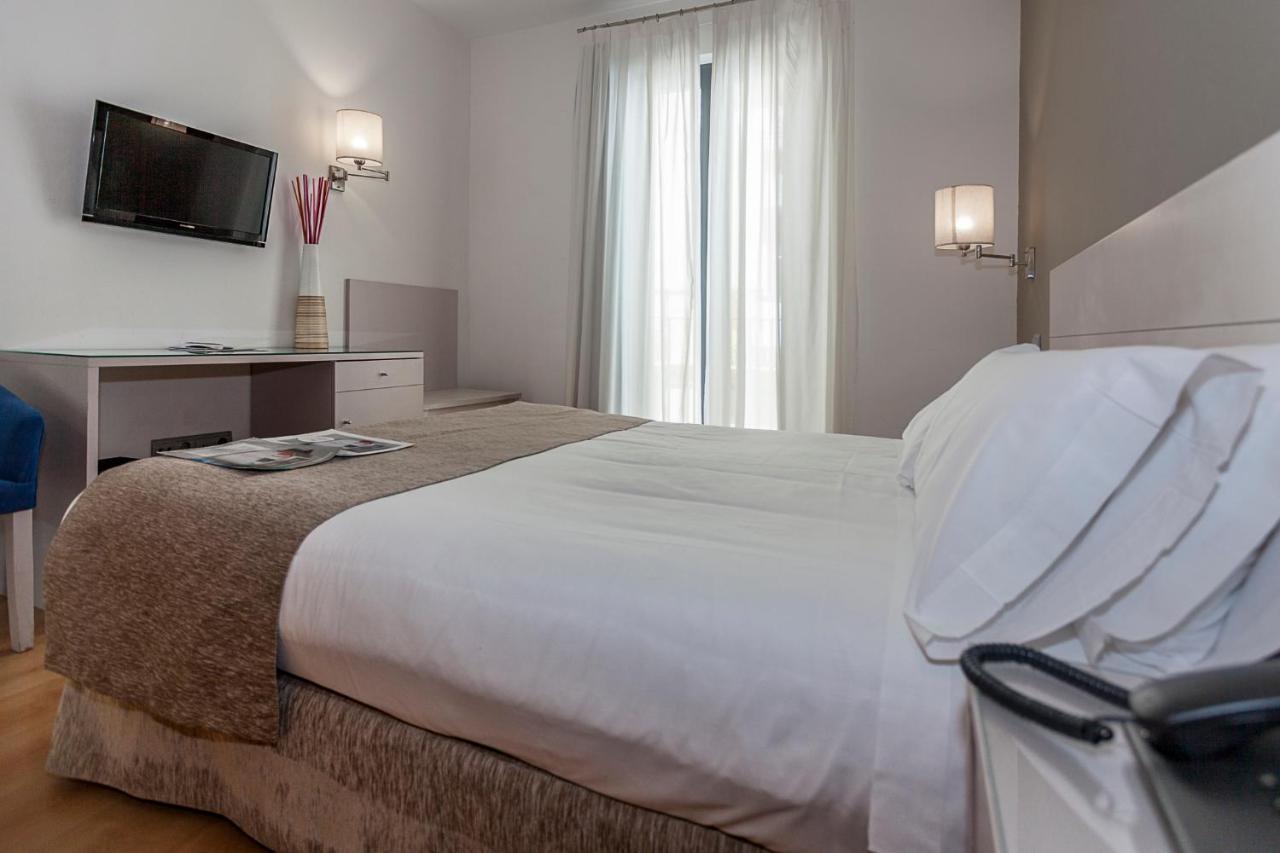 Double or Twin Room with Balcony