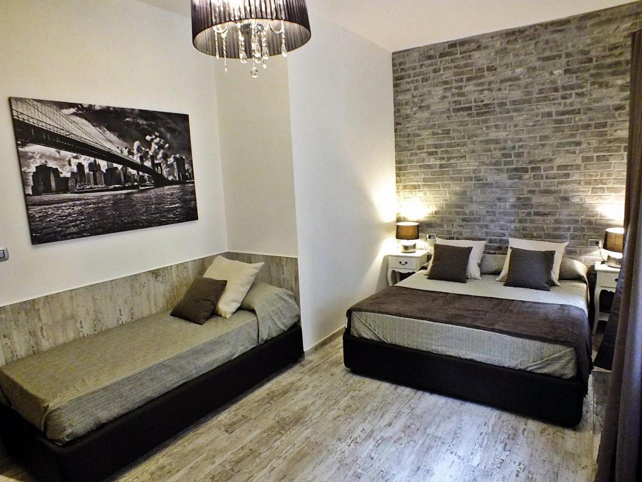 Deluxe Triple Room,723273535:JPEG