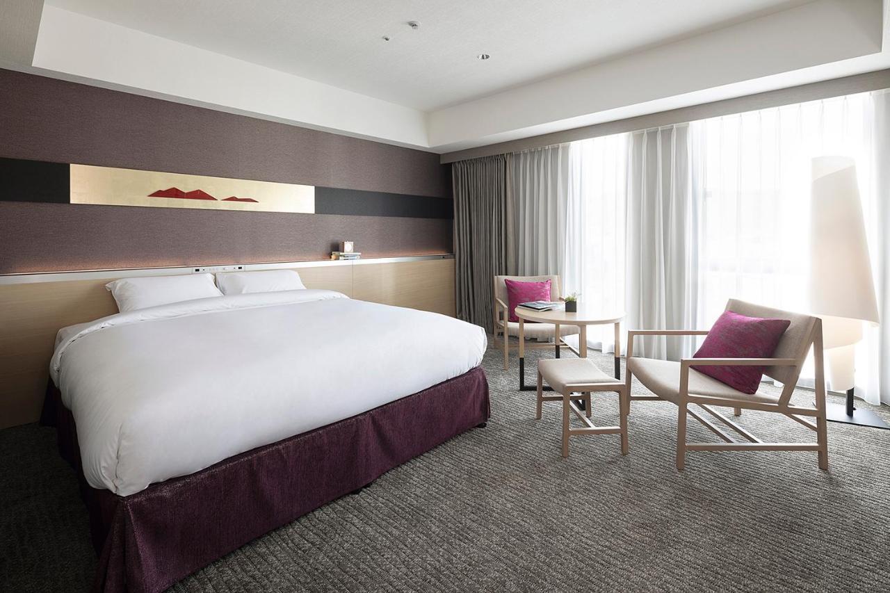 Chambre Lit King-Size Deluxe - Non-Fumeurs