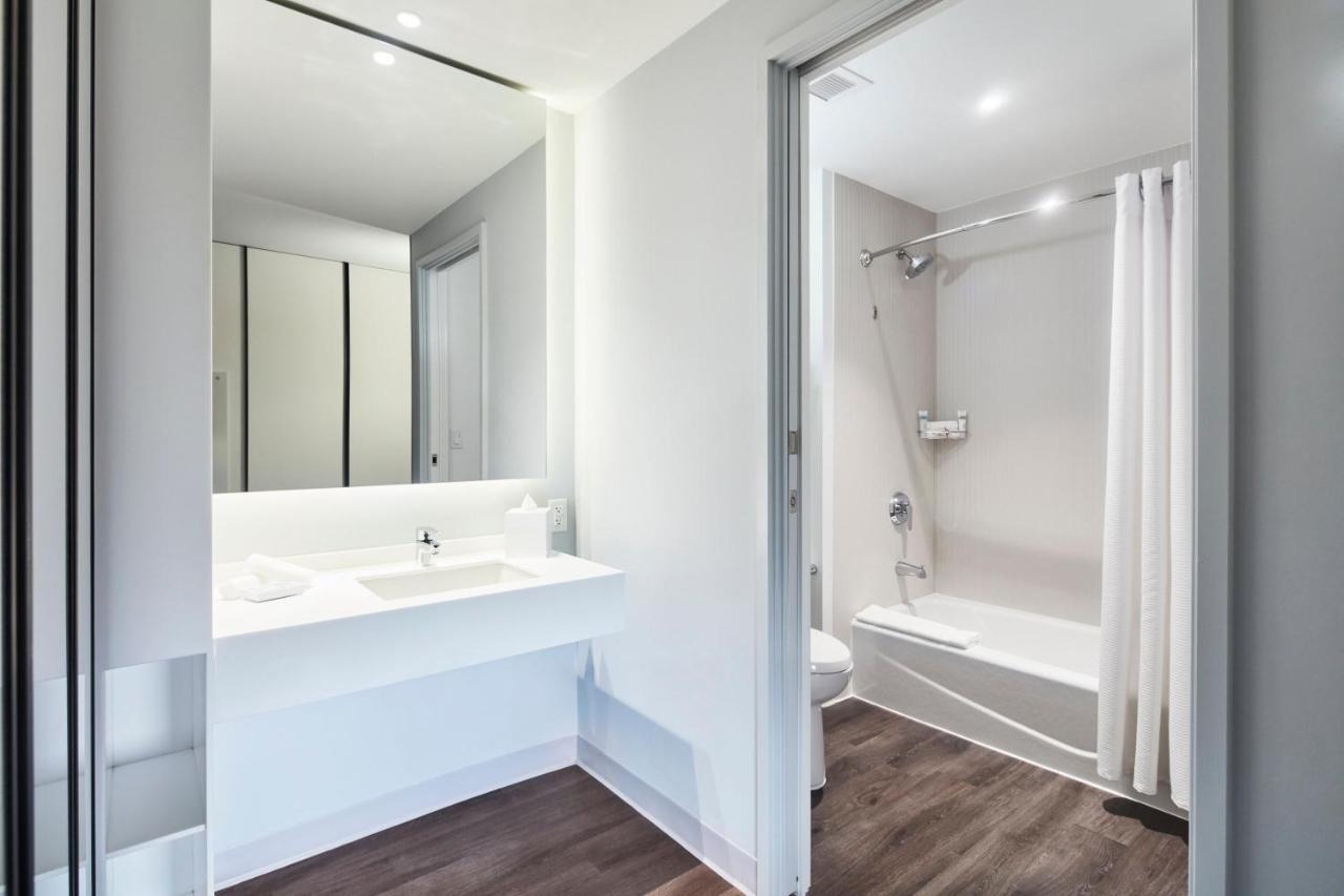 Habitación Doble con vistas y entrada especial al parque antes del horario habitual* - Cama extragrande