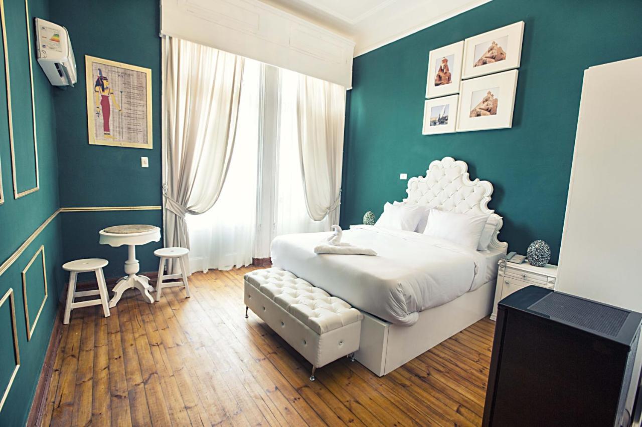 Quarto com Cama Queen-Size e Varanda