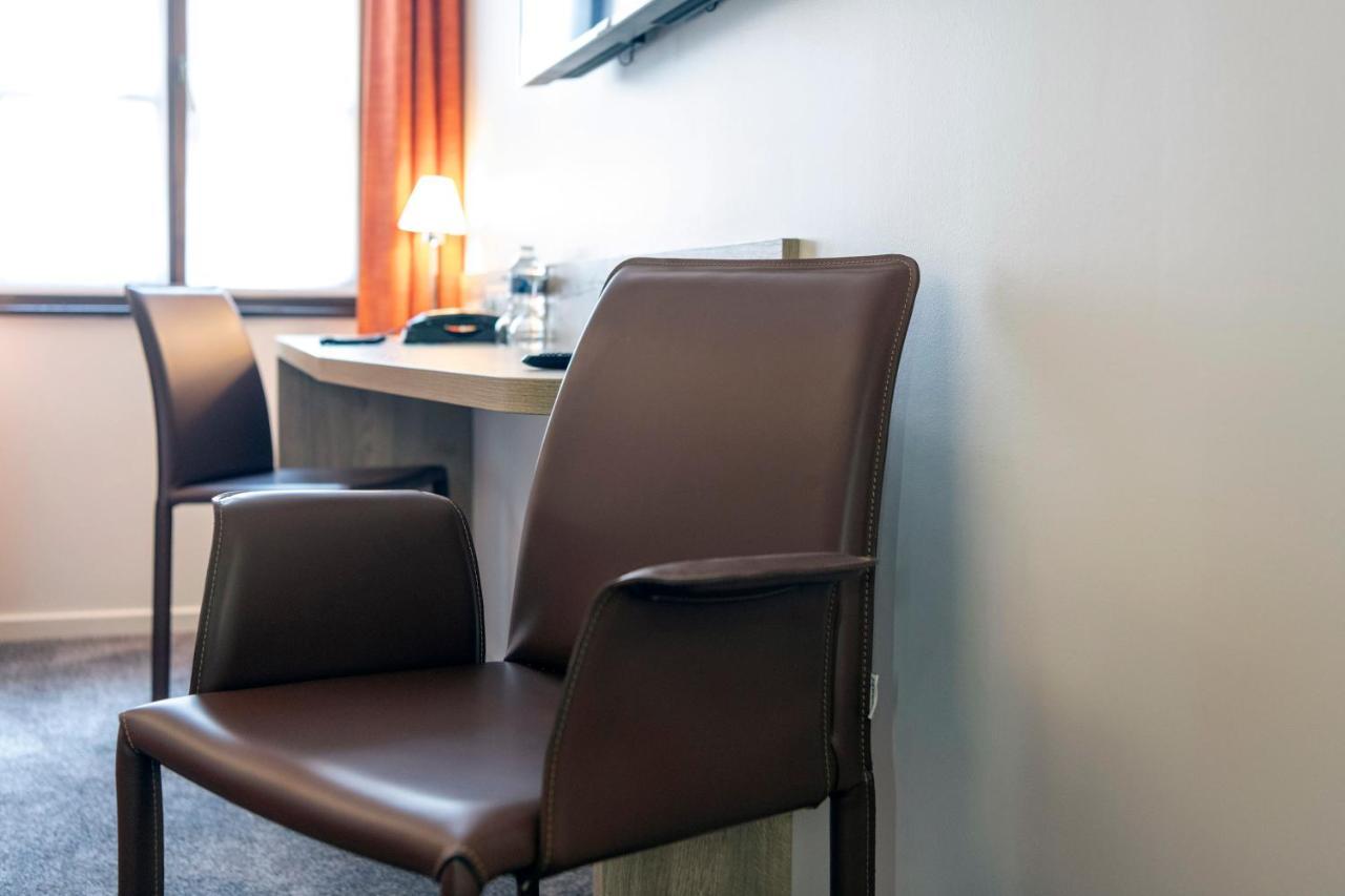 Executive Zimmer mit Kingsize-Bett und Whirlpool-Badewanne