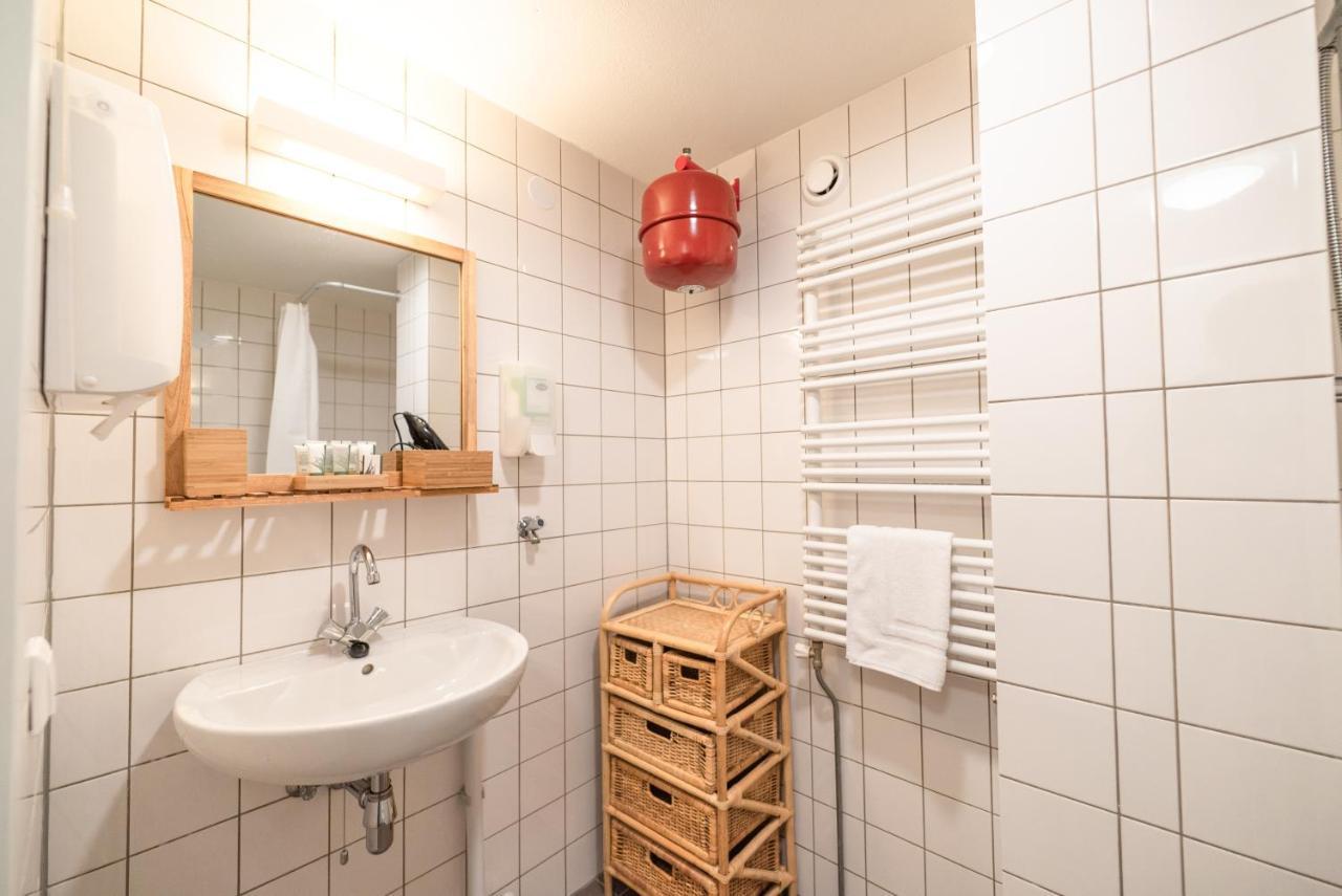 Doppel-/Zweibettzimmer mit Stadtblick