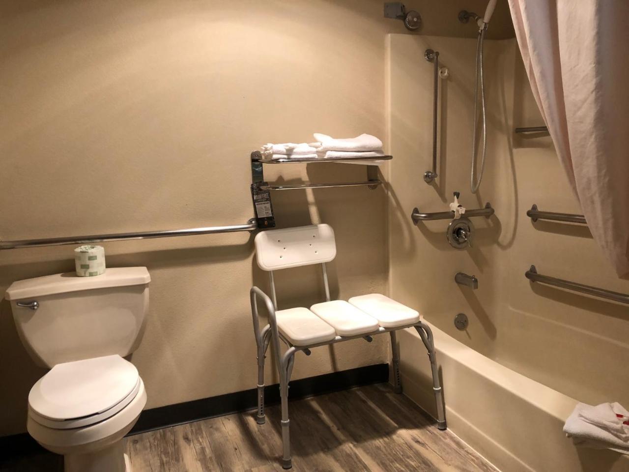 King Room - Mobility Access/Non-Smoking