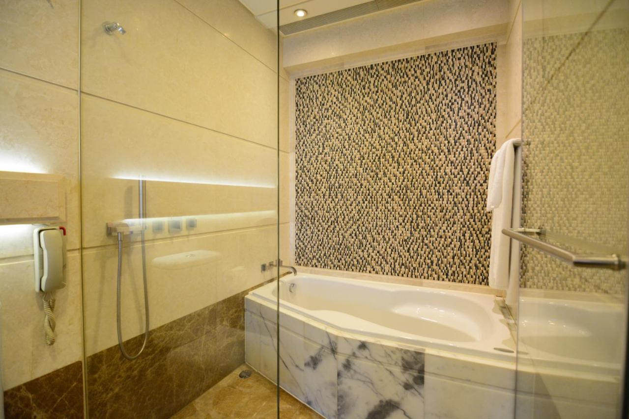 Grand Deluxe King or Twin Room with Harbour View,66138943:JPEG