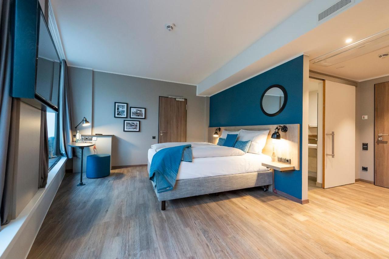 Superior Room - Mobility Accessible,739173181:JPEG