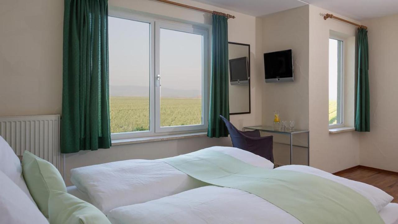 Double Room,1430621380:JPEG