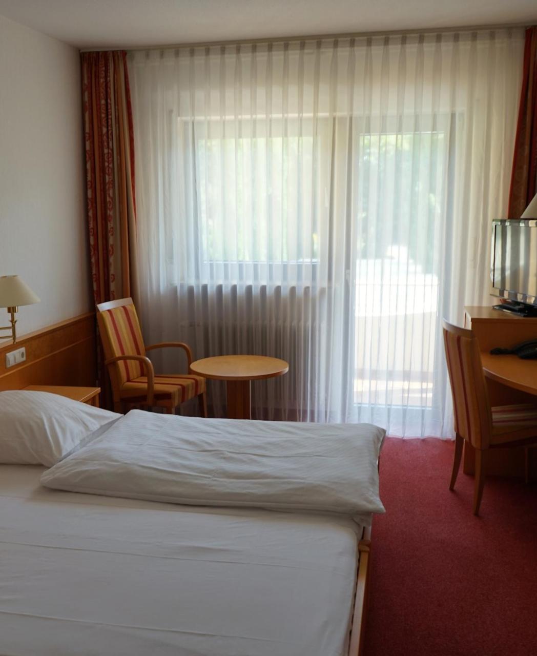 Doppelzimmer mit Balkon