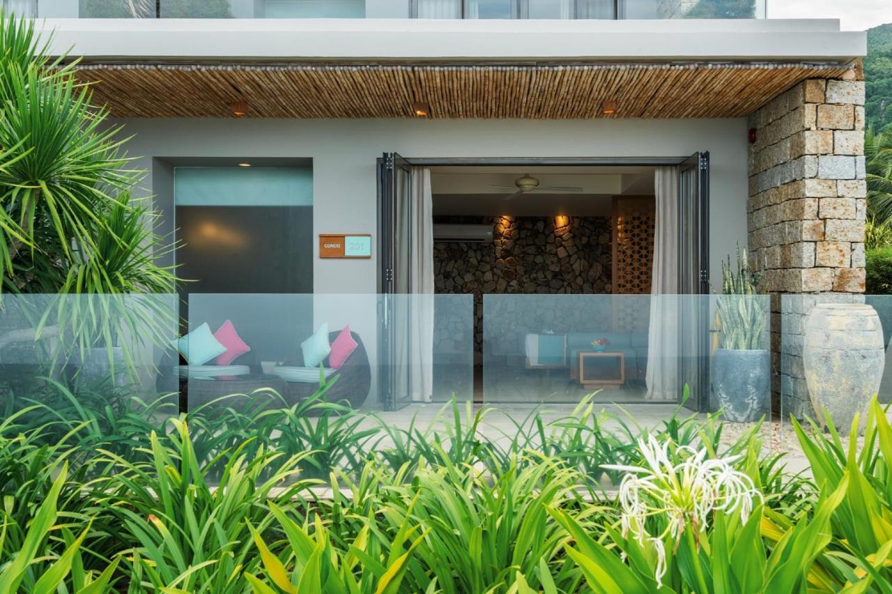 Garden View One-Bedroom - King