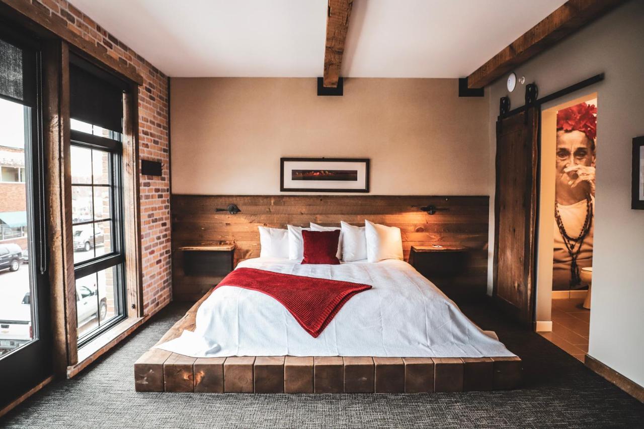 King Room with Balcony