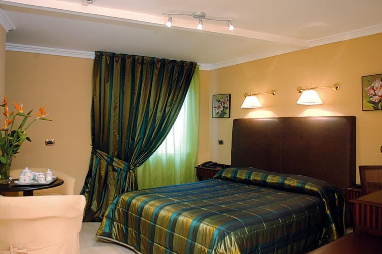 Chambre Double avec Baignoire Spa