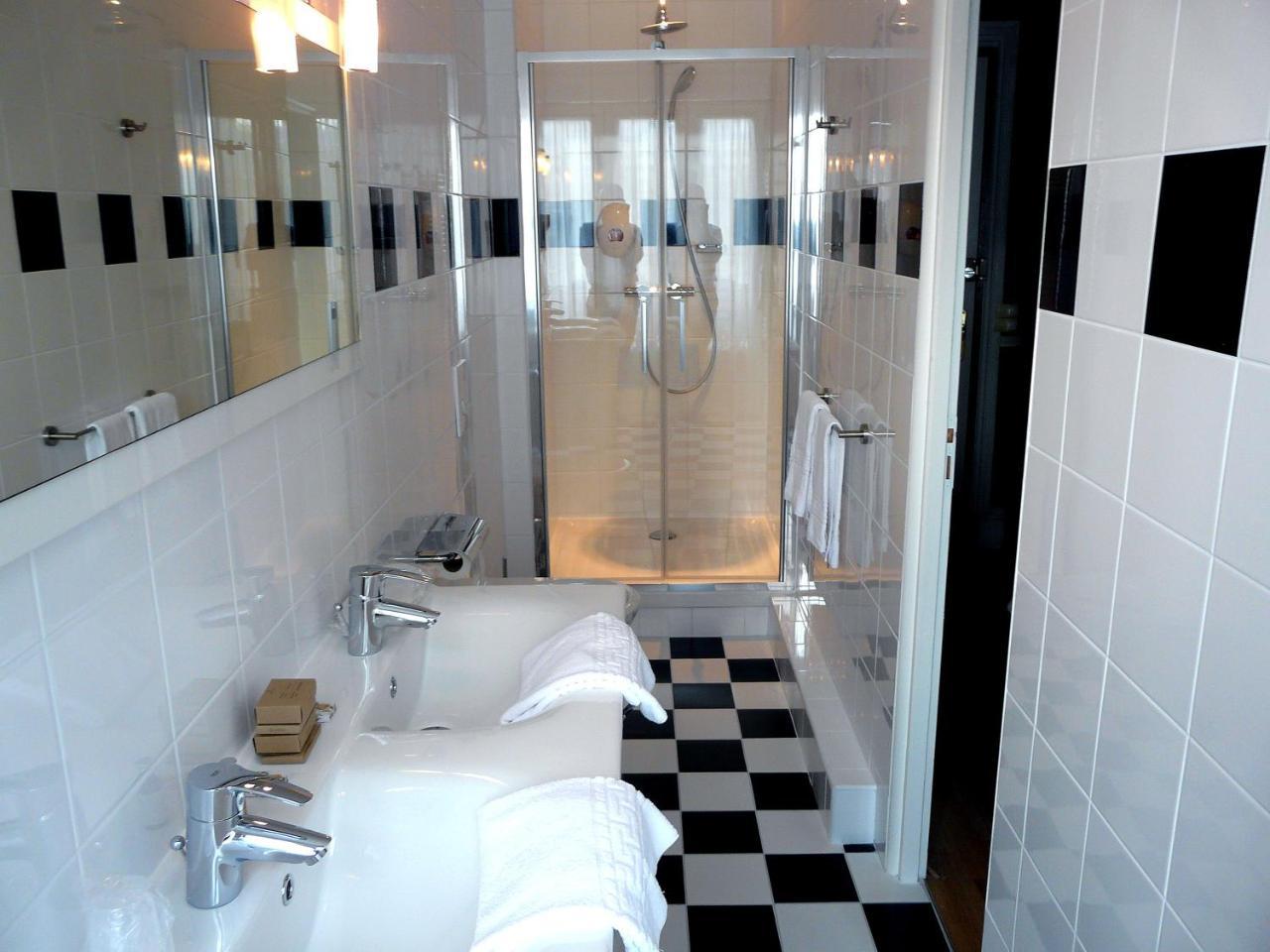 Standard Double or Twin Room,958237129:JPEG