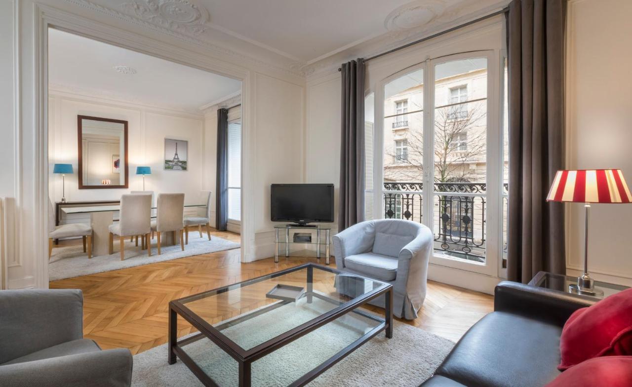 Apartamento Clássico com 3 Quartos